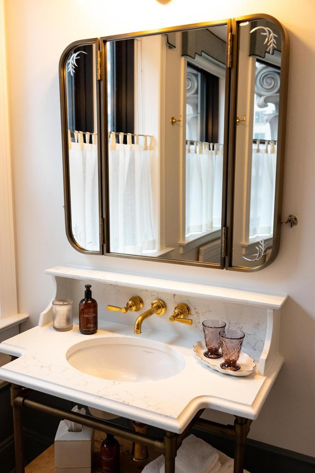 Fidelity Hotel Клівленд Екстер'єр фото